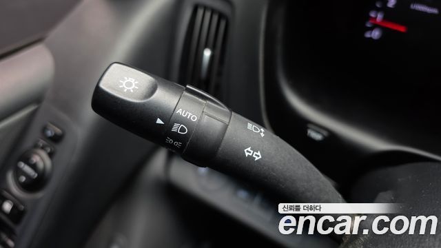 Hyundai Starex 2018 — photo 24
