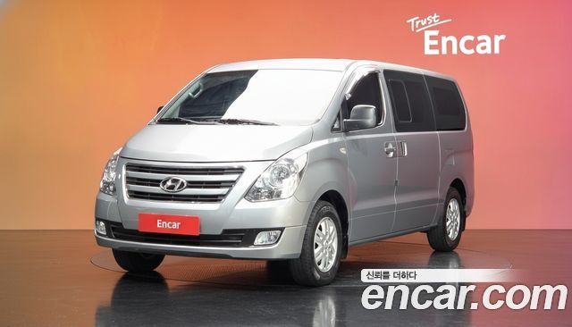 Hyundai Starex 2018 — photo 1