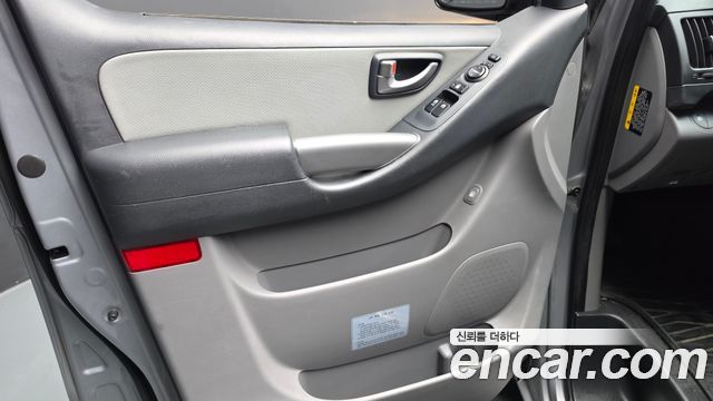 Hyundai Starex 2018 — photo 14