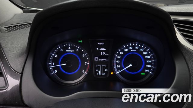 Hyundai Grandeur 2012 — photo 8