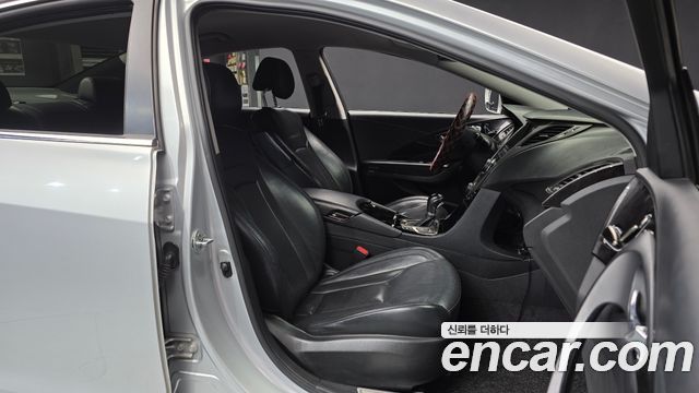 Hyundai Grandeur 2012 — photo 11