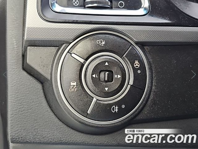KG Mobility KORANDO 2018 — photo 19