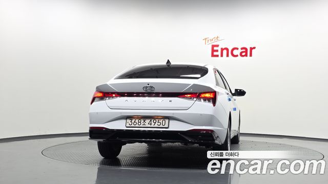 Hyundai AVANTE 2022 — photo 4