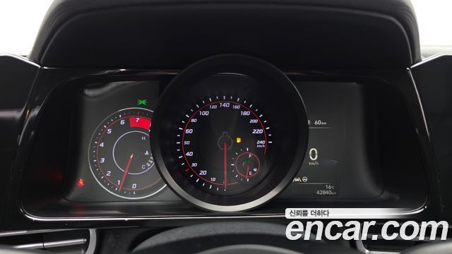 Hyundai AVANTE 2022 — photo 11