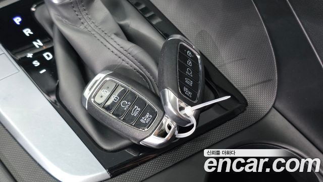Hyundai AVANTE 2022 — photo 22
