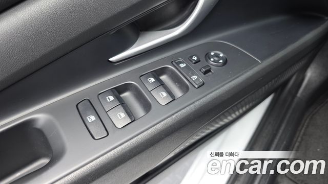 Hyundai AVANTE 2022 — photo 27