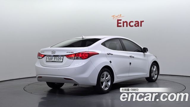 Hyundai AVANTE 2012 — photo 2