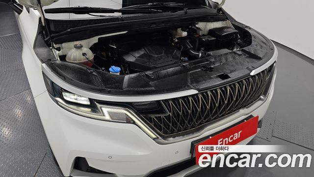 Kia Canival 2023 — photo 6