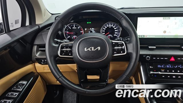 Kia Canival 2023 — photo 19