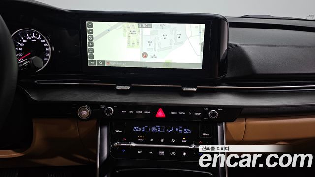 Kia Canival 2023 — photo 20