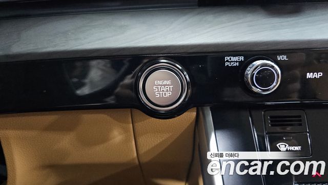 Kia Canival 2023 — photo 28