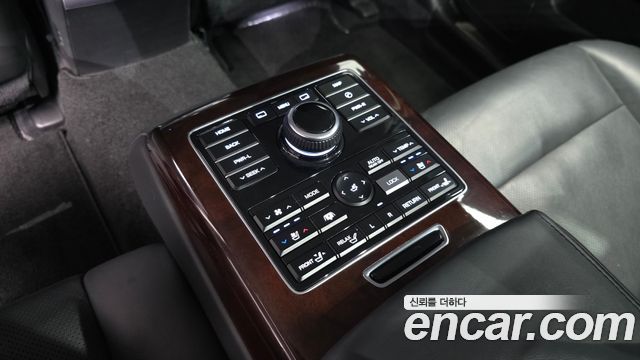 Hyundai Equus 2015 — photo 19