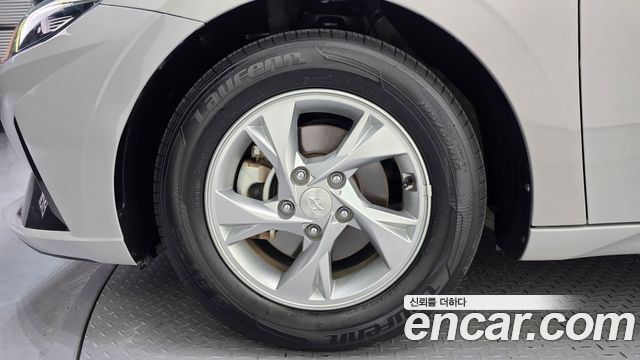 Hyundai AVANTE 2022 — photo 5
