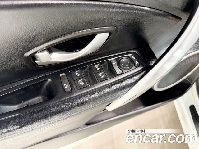 Renault Korea SM3 2012 — photo 10