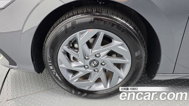 Hyundai AVANTE 2024 — photo 5
