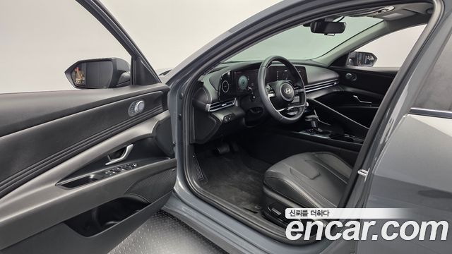 Hyundai AVANTE 2024 — photo 13