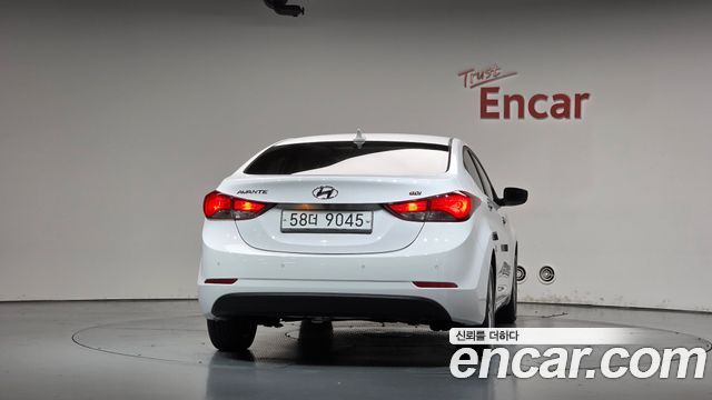 Hyundai AVANTE 2014 — photo 4