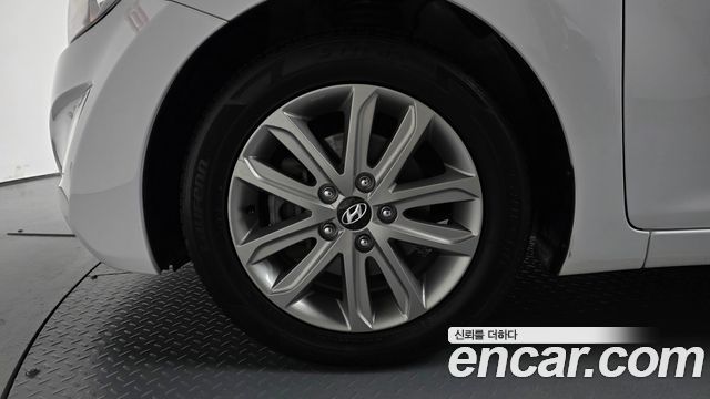 Hyundai AVANTE 2014 — photo 5