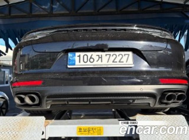 Porsche Panamera 2022 — photo 2