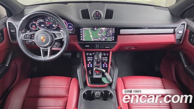 Porsche Cayenne 2023 — photo 10