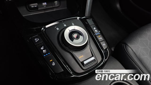 Kia Seltos 2023 — photo 12