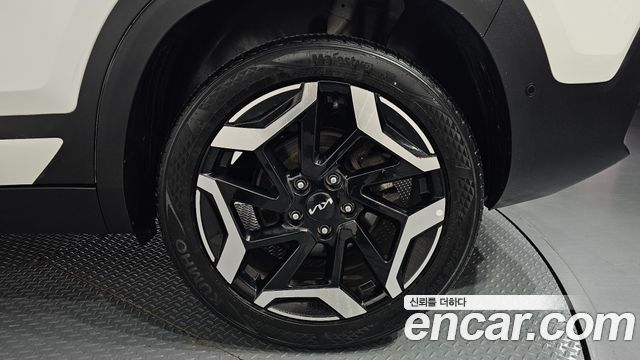 Kia Seltos 2023 — photo 7