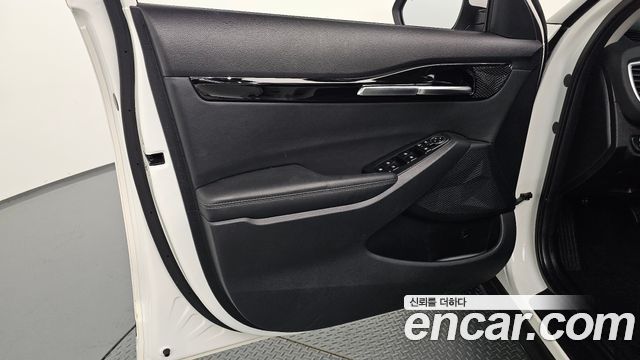 Kia Seltos 2023 — photo 14