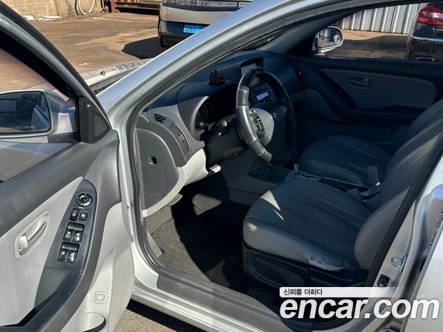 Hyundai AVANTE 2008 — photo 13