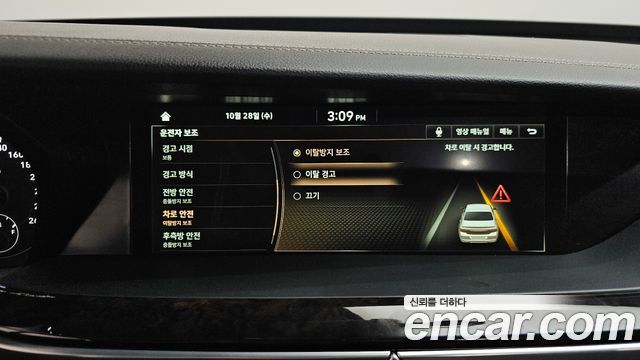 Genesis G90 2019 — photo 33