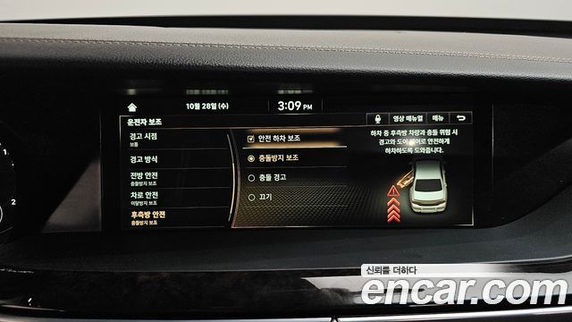 Genesis G90 2019 — photo 34
