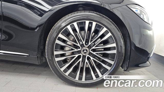 Mercedes-Benz S-Class 2022 — photo 7