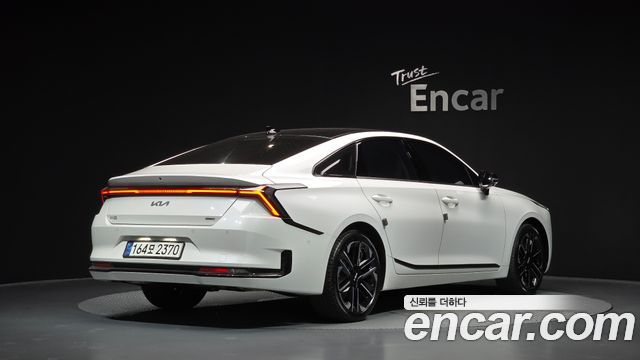 Kia K8 2025 — photo 2