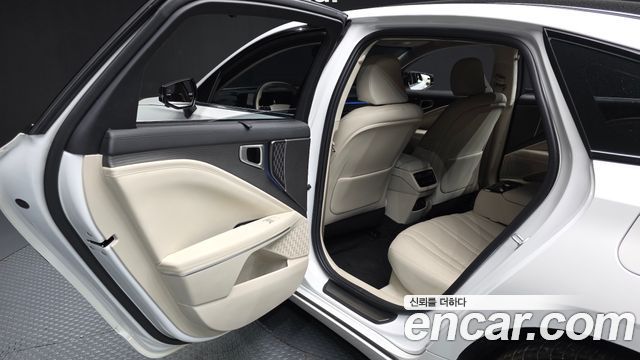 Kia K8 2025 — photo 16