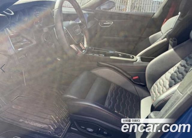 Audi RS e-tron GT 2022 — photo 3