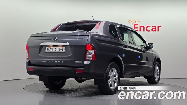KG Mobility KORANDO 2016 — photo 2