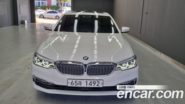 BMW 5-Series 2018 — photo 3