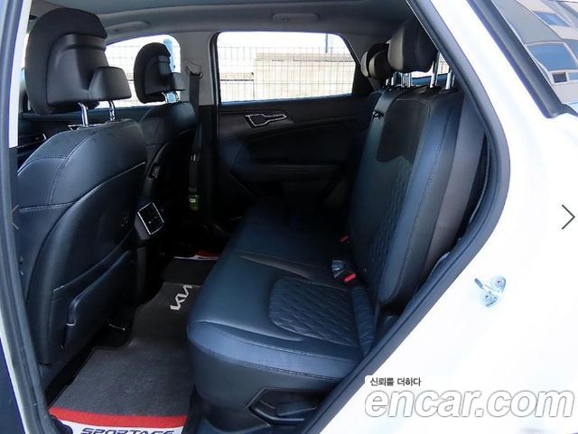 Kia Sportage 2023 — photo 6