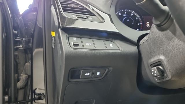 Hyundai Grandeur 2015 — photo 16