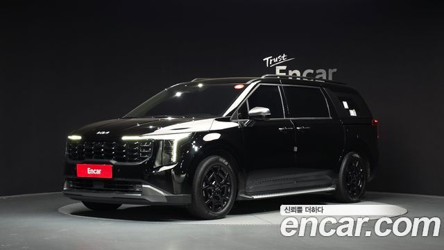 Kia Canival 2025 — photo 1