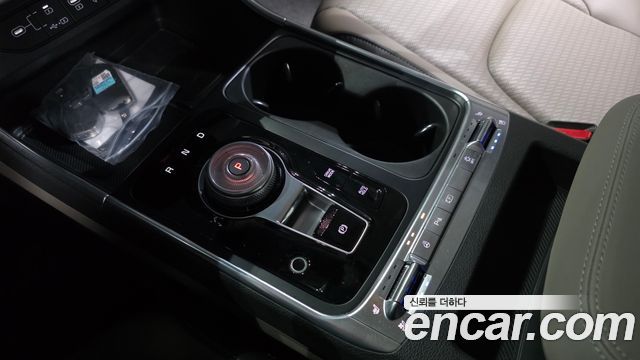 Kia Canival 2025 — photo 12