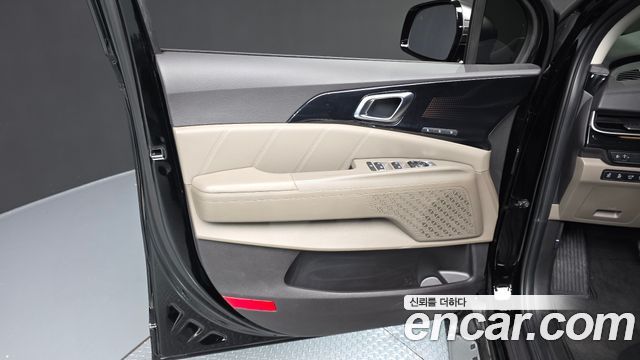 Kia Canival 2025 — photo 14