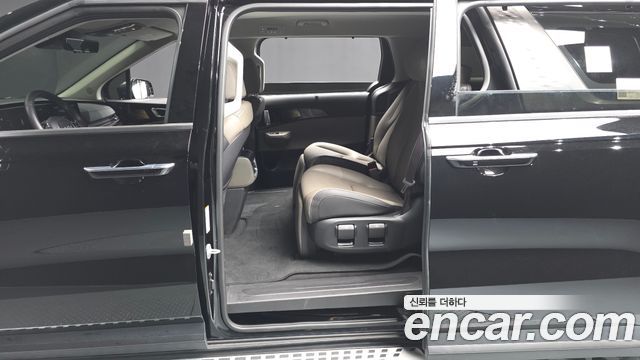 Kia Canival 2025 — photo 16