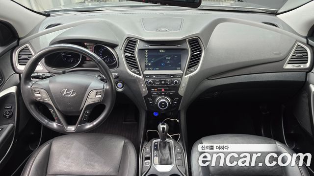 Hyundai Santafe 2016 — photo 10