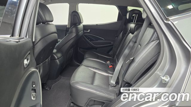Hyundai Santafe 2016 — photo 18