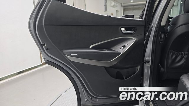 Hyundai Santafe 2016 — photo 15
