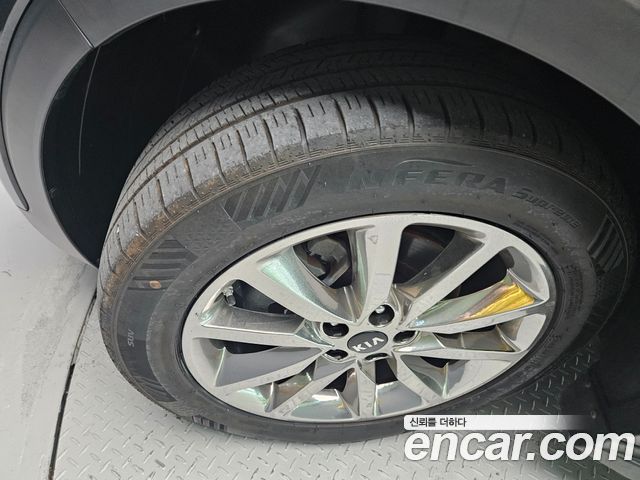 Kia Sorento 2016 — photo 16