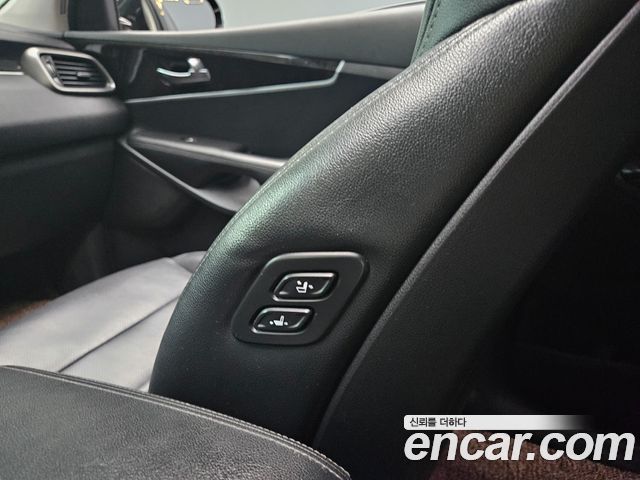 Kia Sorento 2016 — photo 19