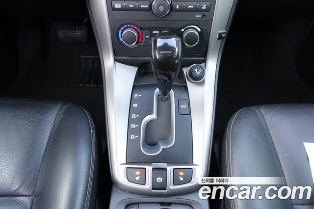 Chevrolet Korea Captiva 2012 — photo 10