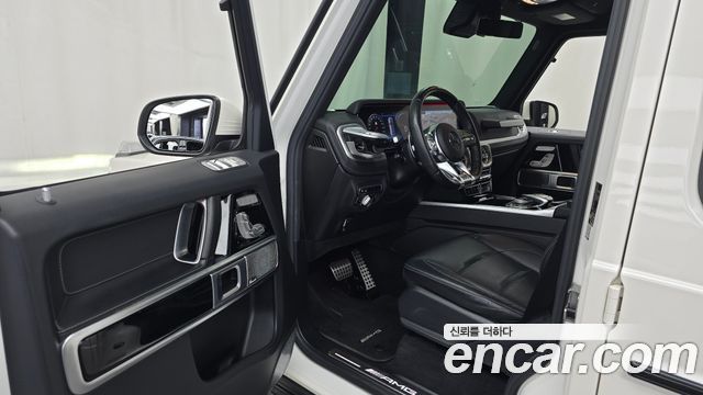 Mercedes-Benz G-Class 2021 — photo 13