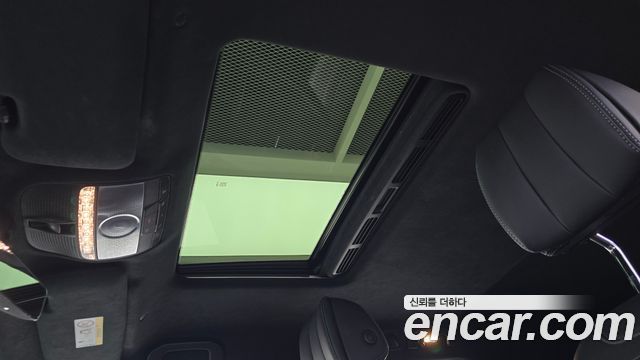 Mercedes-Benz G-Class 2021 — photo 21